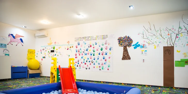 Dovolená na ostrově Krk: 3* hotel kousek od pláže, strava i 2 děti do 9,99 let zdarma