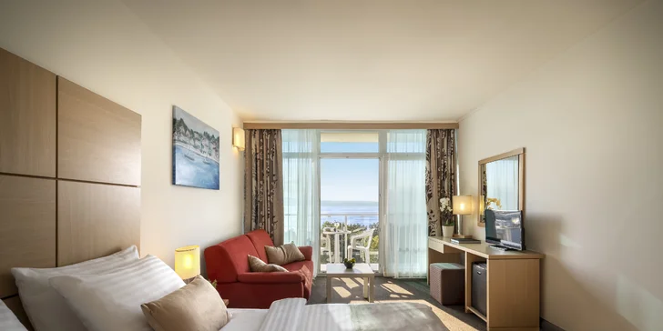 Dovolená na ostrově Krk: 3* hotel kousek od pláže, strava i 2 děti do 9,99 let zdarma