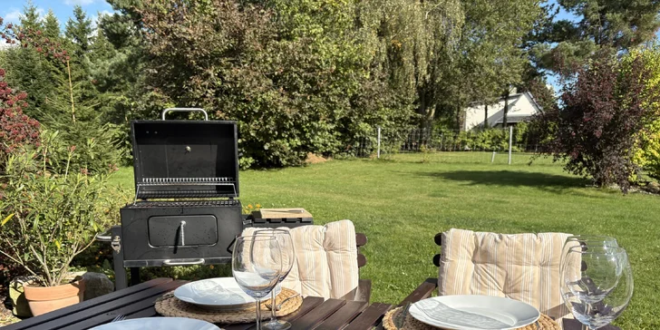 Dovolená v oblasti Tiských stěn: moderní prázdninový domek až pro 7 osob, možnost wellness