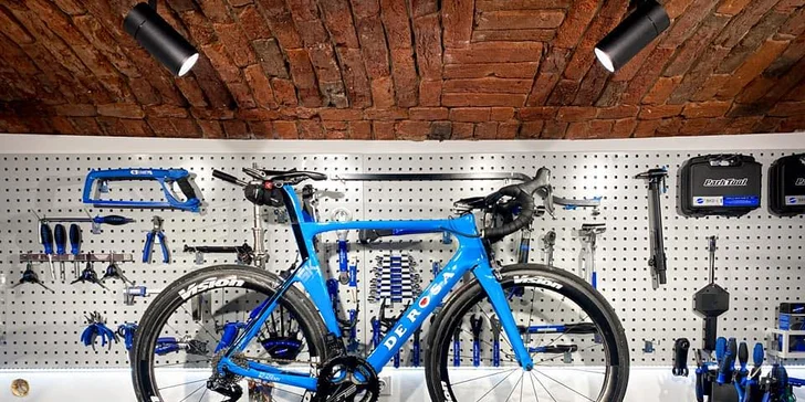 Balíček cykloservisu dle výběru: nastavení brzd, nahuštění kol i mytí s naleštěním