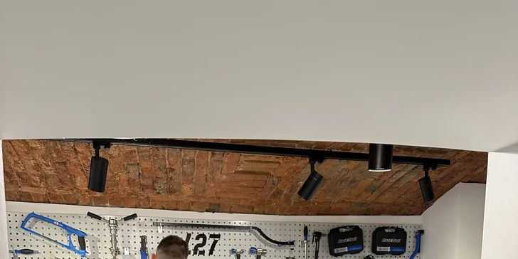 Balíček cykloservisu dle výběru: nastavení brzd, nahuštění kol i mytí s naleštěním