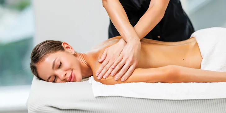 Masáž podle výběru v délce 45, 60 nebo 120 min.: krk a ramena, relaxační i bylinková