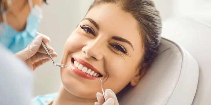 Zářivý úsměv: důkladná dentální hygiena ve Zlíně pro dospělé