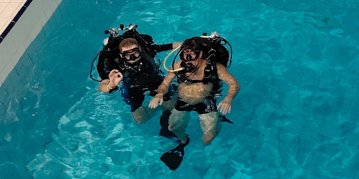 Rekreační potápění: zkušební ponor v plaveckém bazénu pro jednoho
