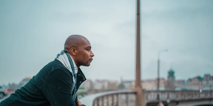 Na den modelem či modelkou: magazínové street focení vč. účesu a líčení, 60–⁠⁠⁠⁠⁠⁠120 minut