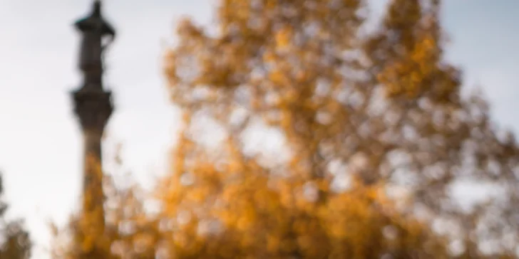 Na den modelem či modelkou: magazínové street focení vč. účesu a líčení, 60–⁠⁠⁠⁠⁠⁠120 minut