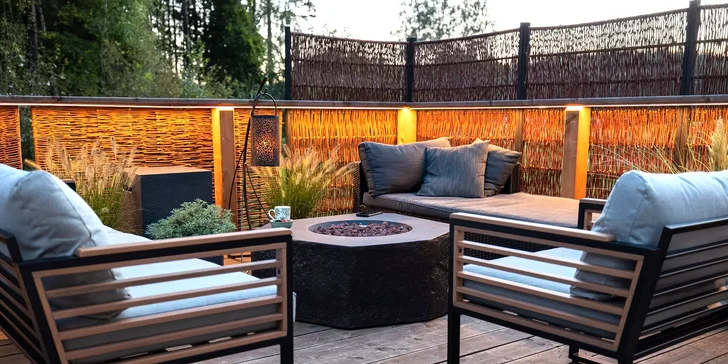 Luxusní glampingová kupole na východě Čech se saunou a vířivkou i snídaní