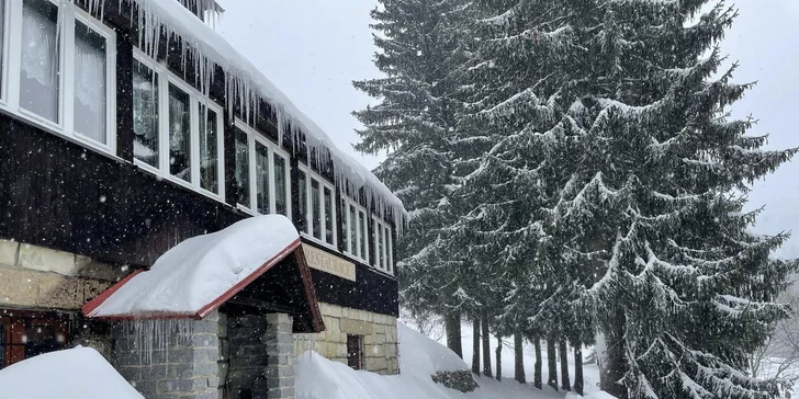 Aktivní dovolená v Krkonoších: polopenze, na dosah lanovka v Horních Mísečkách