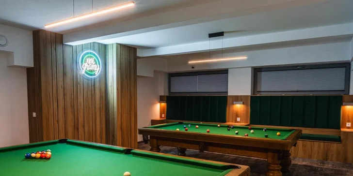 Moderní rodinný spa rezort na břehu Rožnovského jezera s wellness i jídlem