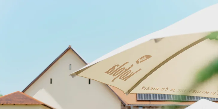 Romantický pobyt v Dubenci: bývalá fara se snídaní a vířivkou