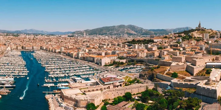 Plavba po Středomoří s českým delegátem: 4 noci na lodi, strava, přímý let