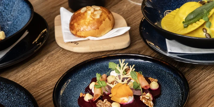 Hostina jako z pohádky: zážitkové degustační menu a wellness v zámeckém hotelu