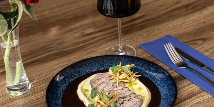 Hostina jako z pohádky: zážitkové degustační menu a wellness v zámeckém hotelu