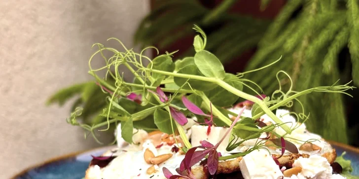 Udělejte radost kávou a dobrotami: dárkový poukaz do kavárny Kakabu café v hodnotě 250 či 500 Kč