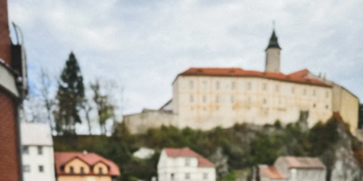 Dovolená v Posázaví: rodinný penzion se snídaní, výhled na hrad Ledeč