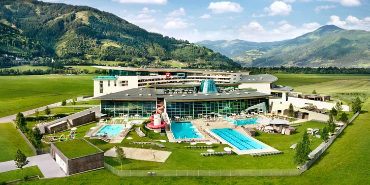 Dovolená v Kaprunu: moderní 4* hotel s polopenzí a bohatým saunovým a vodním světem