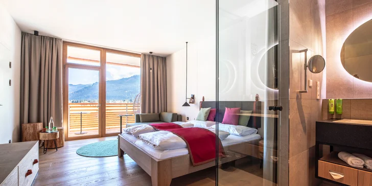 Dovolená v Kaprunu: moderní 4* hotel s polopenzí a bohatým saunovým a vodním světem