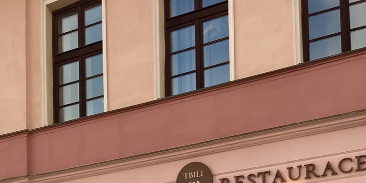 3chodové gruzínské menu: Khinkali, salát s domácím smaženým sýrem suluguni, Panna Cotta, pro 1 nebo 2 osoby