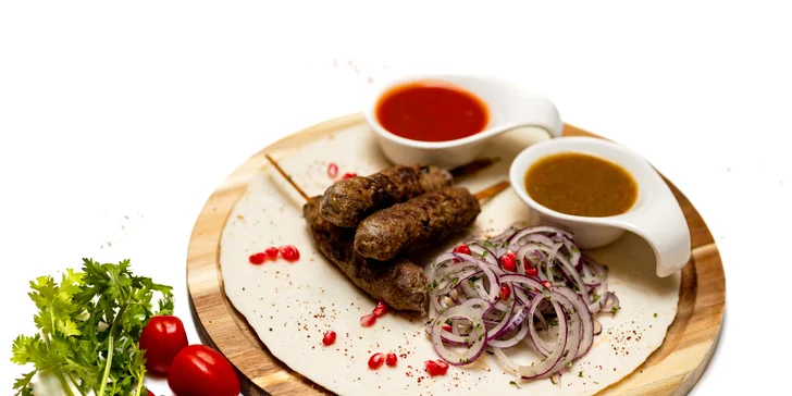 3chodové gruzínské menu: Khinkali, salát s domácím smaženým sýrem suluguni, Panna Cotta, pro 1 nebo 2 osoby