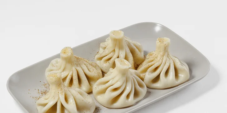 3chodové gruzínské menu: Khinkali, salát s domácím smaženým sýrem suluguni, Panna Cotta, pro 1 nebo 2 osoby