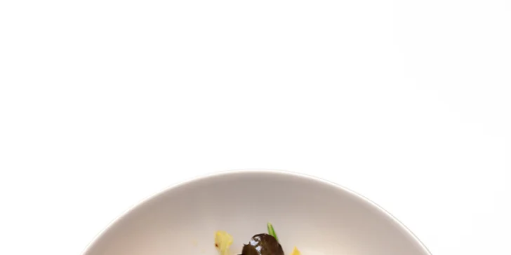 3chodové gruzínské menu: Khinkali, salát s domácím smaženým sýrem suluguni, Panna Cotta, pro 1 nebo 2 osoby