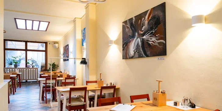 Otevřené vouchery v hodnotě 500-2000 Kč do tradiční české restaurace U Zlaté konve