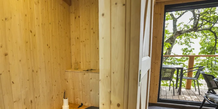 Pobyt v domečku v korunách stromů v srdci oravské přírody pro 2 až 4 osoby