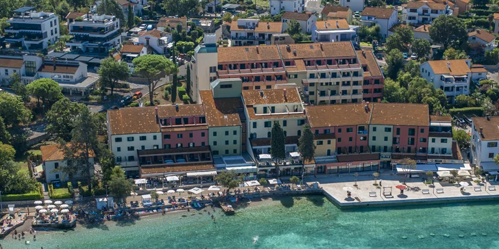 Dovolená na chorvatském Krku: 3* hotel u pláže, snídaně i polopenze plus, animace