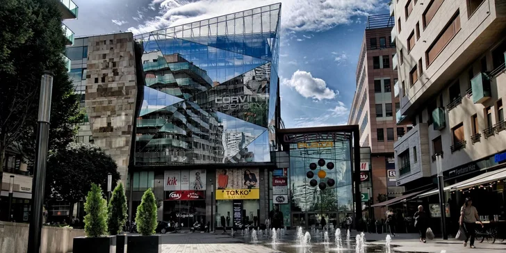 Královský odpočinek v Budapešti se snídaní a neomezeným wellness