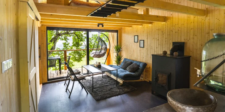 Pobyt v domečku v korunách stromů v srdci oravské přírody pro 2 až 4 osoby