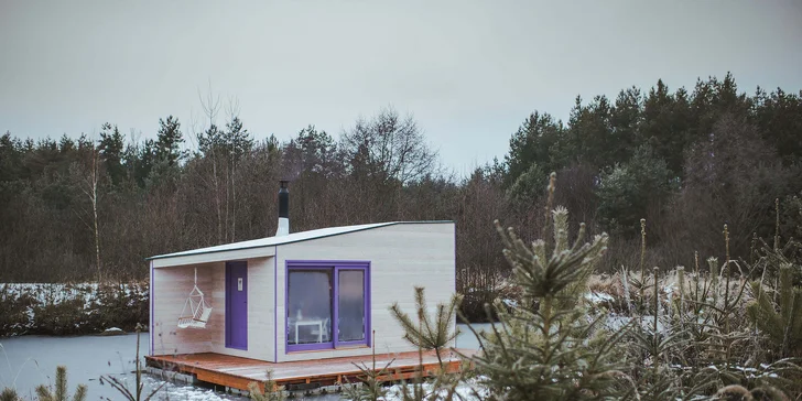 Netradiční ubytování v jižních Čechách: domečky na vodní hladině, odpočinek i rybolov