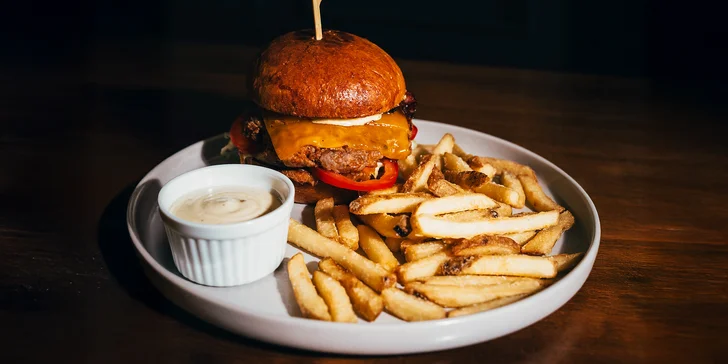 Otevřené vouchery v hodnotě 500-2000 Kč do tradiční české restaurace U Zlaté konve