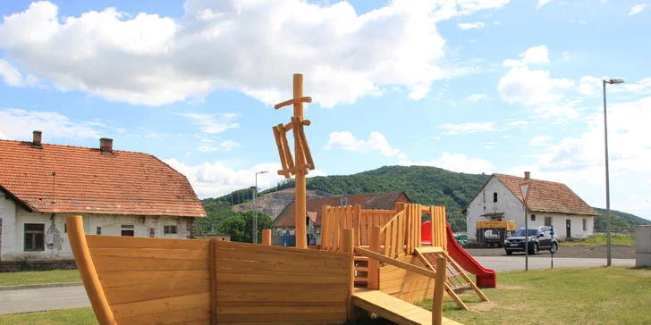 Pobyt v resortu Masarykov dvor na Podpoľaní: strava i wellness a slevy na atrakce