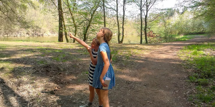 Zábava pro celou rodinu: tři venkovní zážitkové hry, e-book plný tipů i kniha dle výběru