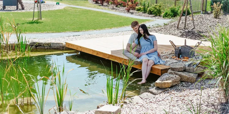 Romantický pobyt v Dubenci: bývalá fara se snídaní a vířivkou