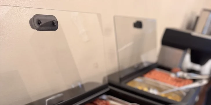 Romantika ve Varech: láhev prosecca na pokoji, možnost 3chodové večeře i snídaně do postele