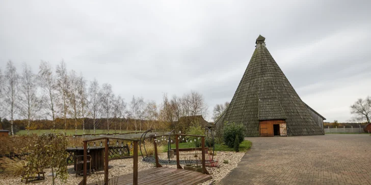 Za romantikou a relaxem: pobyt v resortu Vigvam s polopenzí, wellness i vinnou degustací