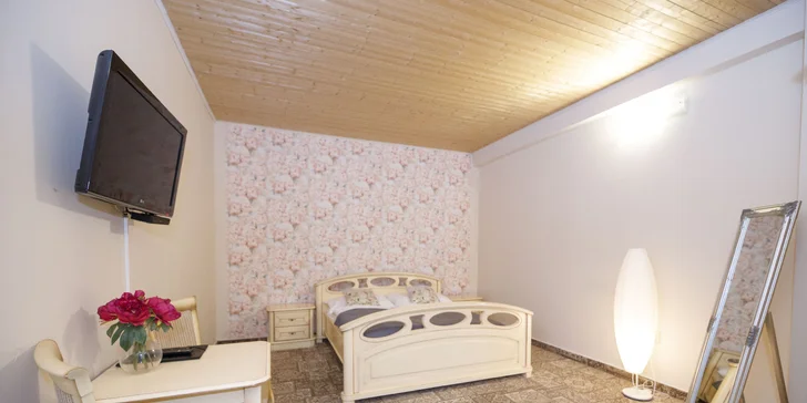 Za romantikou a relaxem: pobyt v resortu Vigvam s polopenzí, wellness i vinnou degustací