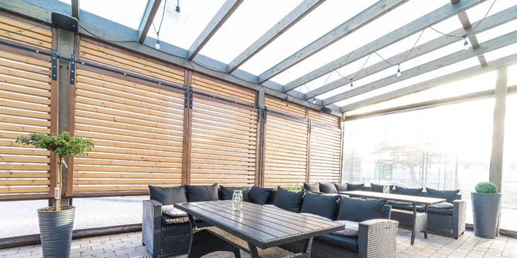 Poznejte Košice: pokoje v moderním stylu, restaurace s terasou, minigolf i dětské hřiště