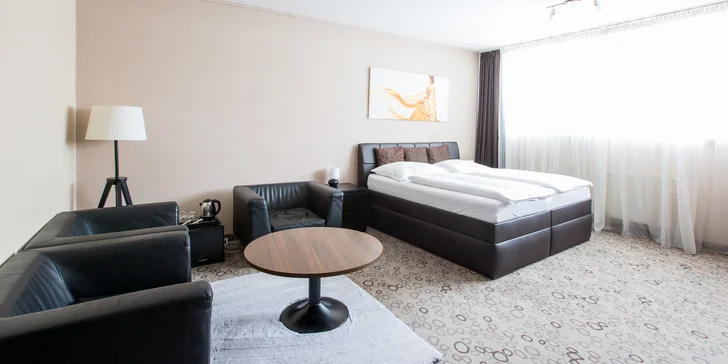 Poznejte Košice: pokoje v moderním stylu, restaurace s terasou, minigolf i dětské hřiště