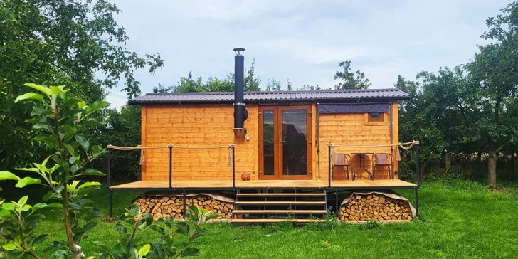 Relax na Vysočině: maringotka se snídaní a neomezeným privátním wellness