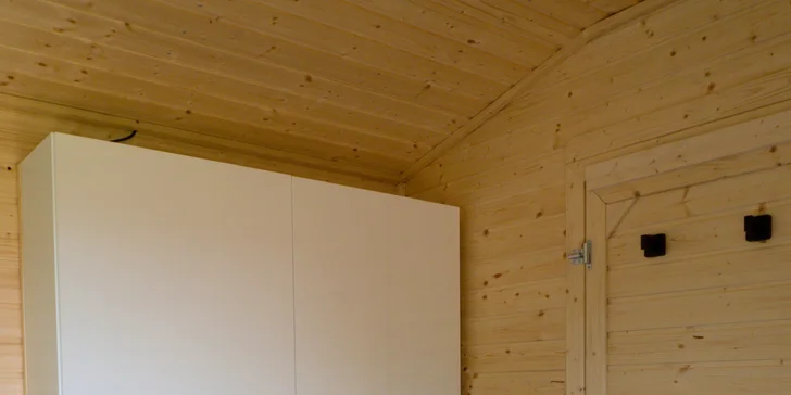 Relax na Vysočině: maringotka se snídaní a neomezeným privátním wellness