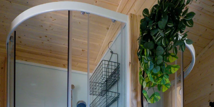 Relax na Vysočině: maringotka se snídaní a neomezeným privátním wellness