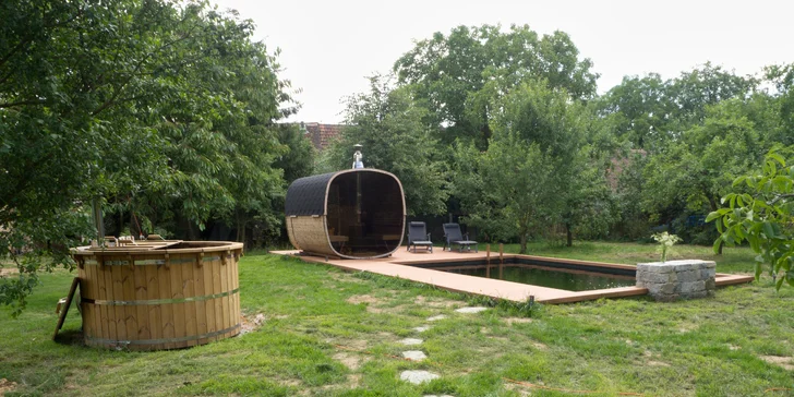 Relax na Vysočině: maringotka se snídaní a neomezeným privátním wellness