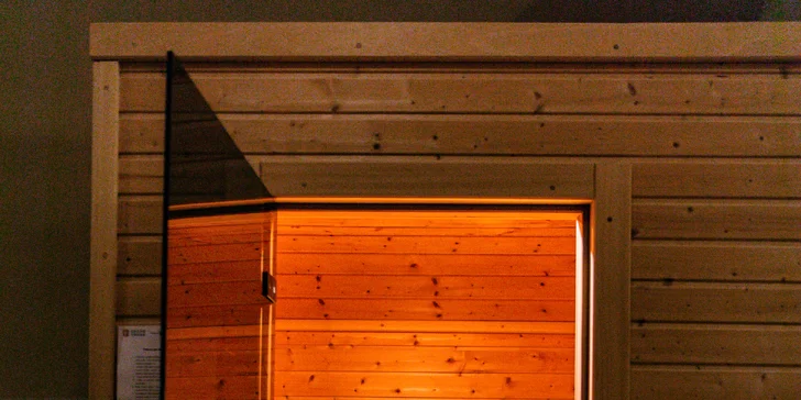 Královský pobyt na zámku s prohlídkou: jedinečný wellness, polopenze a 2 noblesní restaurace s luxusním barem