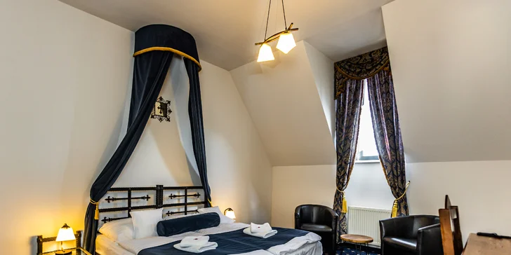 Královský pobyt na zámku s prohlídkou: jedinečný wellness, polopenze a 2 noblesní restaurace s luxusním barem