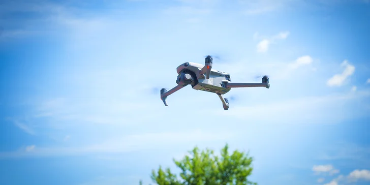 Kurz pro létání s dronem: příprava na oficiální pilotní průkaz
