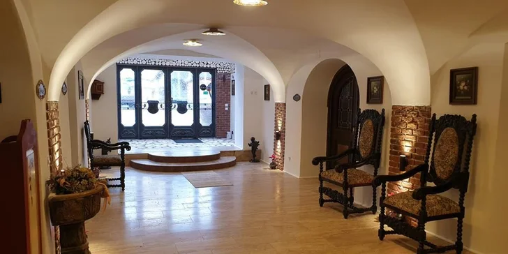 Ski Opening Mölltal v Korutanech: ubytování s polopenzí, skipas a program včetně krampusáků a testování lyží