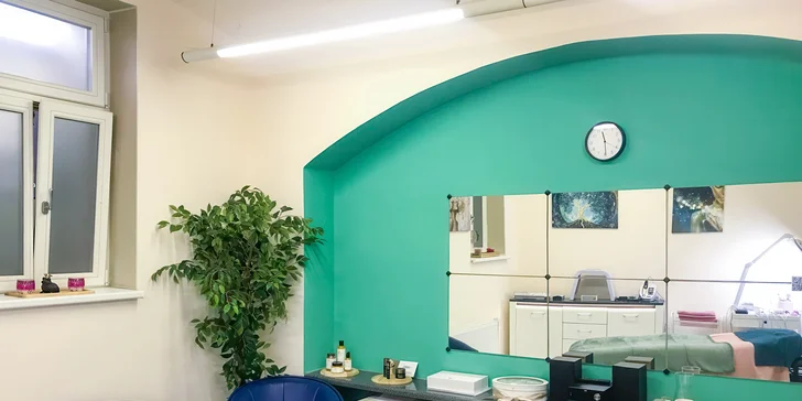 Kosmetické ošetření v salonu na Vinohradech: lifting, kolagen i PDRN DNA terapie