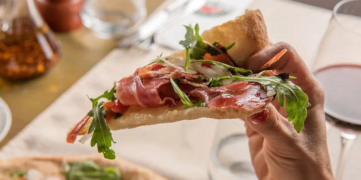 Ochutnejte Itálii: otevřené vouchery do pizzerie v Krumlově na 1000 i 2000 Kč